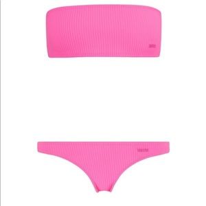 TRAINGL SWIMMIE 👙 open to all prices! offer!